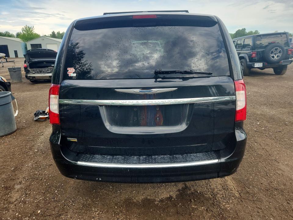 2016 Chrysler Town & Country მანქანა იყიდება აუქციონზე, vin: 2C4RC1CG3GR285502, აუქციონის ნომერი: 56936376