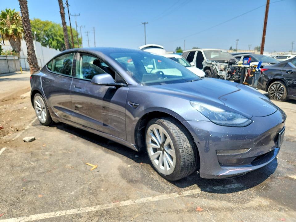 Продажа на аукционе авто 2022 Tesla Model 3, vin: 5YJ3E1EA2NF187126, номер лота: 58230466