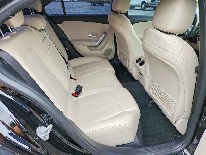 2019 Mercedes-benz A მანქანა იყიდება აუქციონზე, vin: WDD3G4EB1KW025988, აუქციონის ნომერი: 57450326