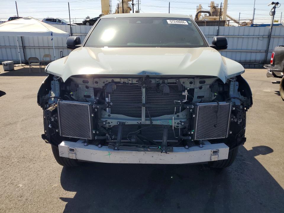 57248006 :رقم المزاد ، 5TFLA5DB2SX292554 vin ، 2025 Toyota Tundra مزاد بيع