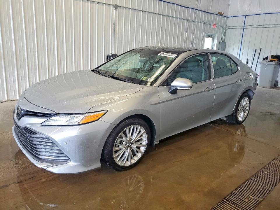 Aukcja sprzedaży 2018 Toyota Camry, vin: 4T1B11HKXJU021929, numer aukcji: 55607106