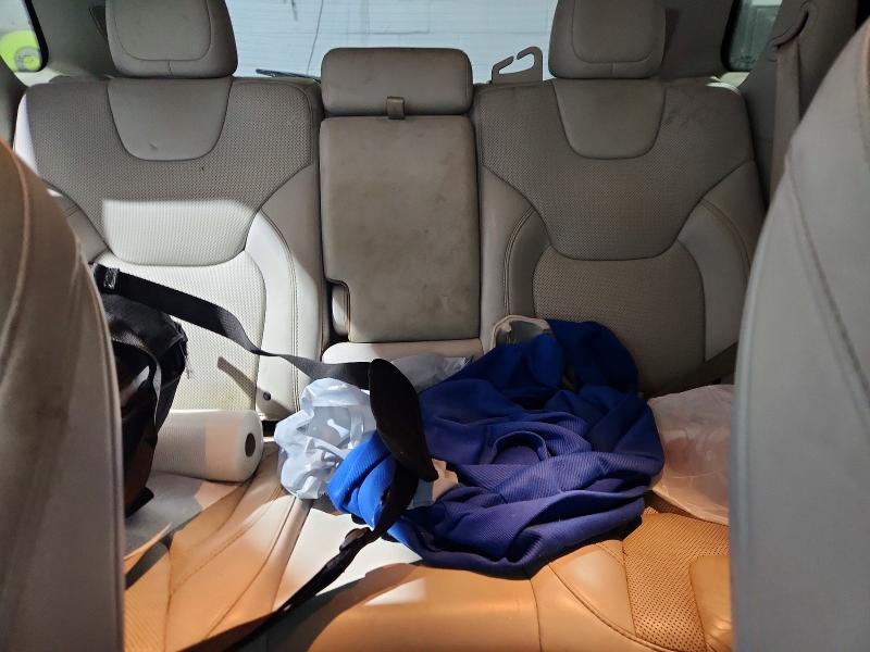 58229756 :رقم المزاد ، 1C4PJMDN1KD460871 vin ، 2019 Jeep Cherokee مزاد بيع