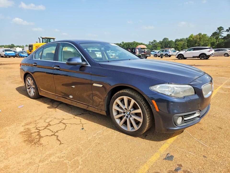 58918106 :رقم المزاد ، WBAKP9C50FD980005 vin ، 2015 Bmw 550 مزاد بيع