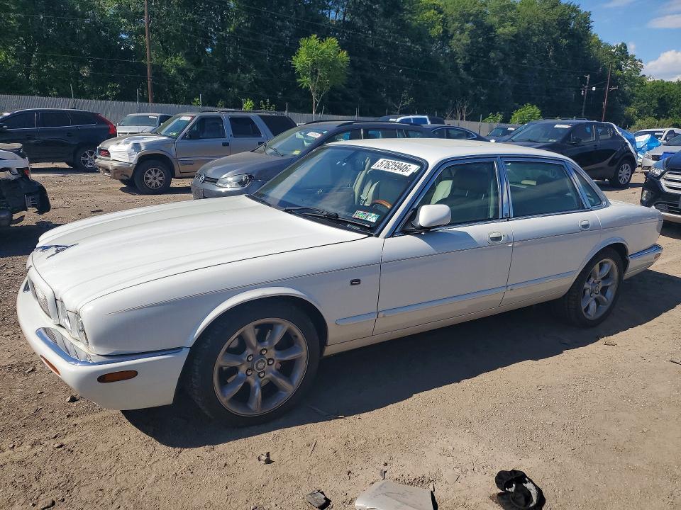 Продажа на аукционе авто 2000 Jaguar Xjr, vin: SAJDA15BXYMF15594, номер лота: 57625946