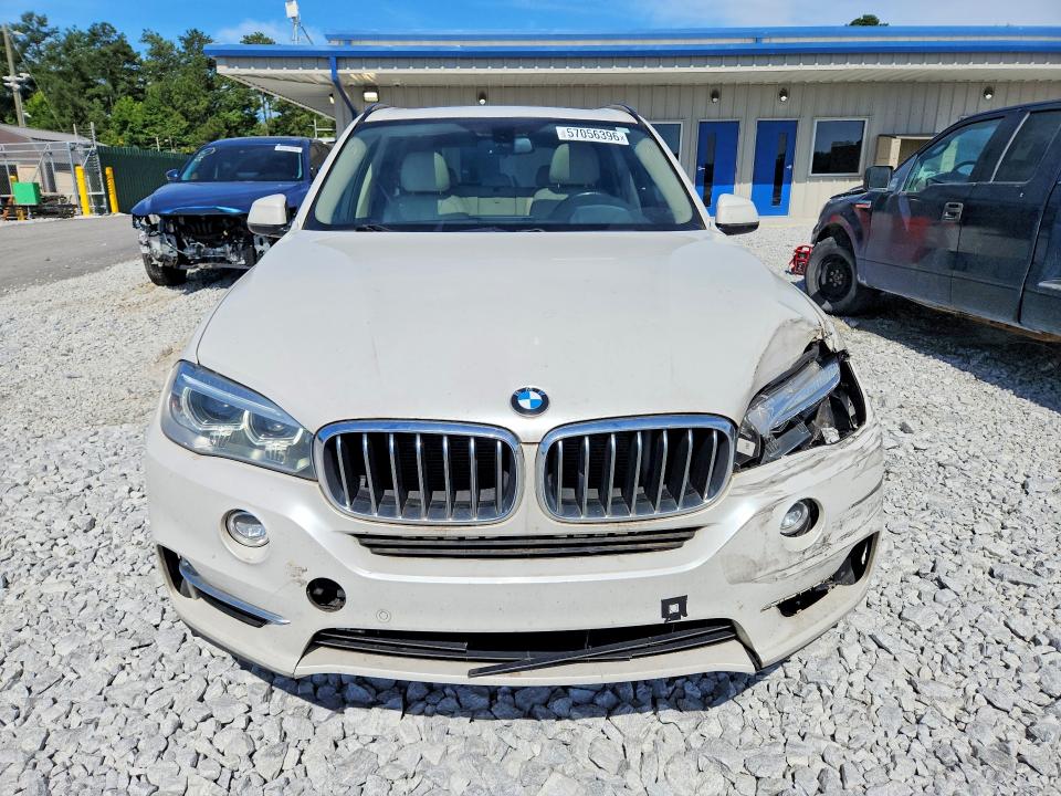 57056396 :رقم المزاد ، 5UXKR2C58G0U17263 vin ، 2016 Bmw X5 مزاد بيع