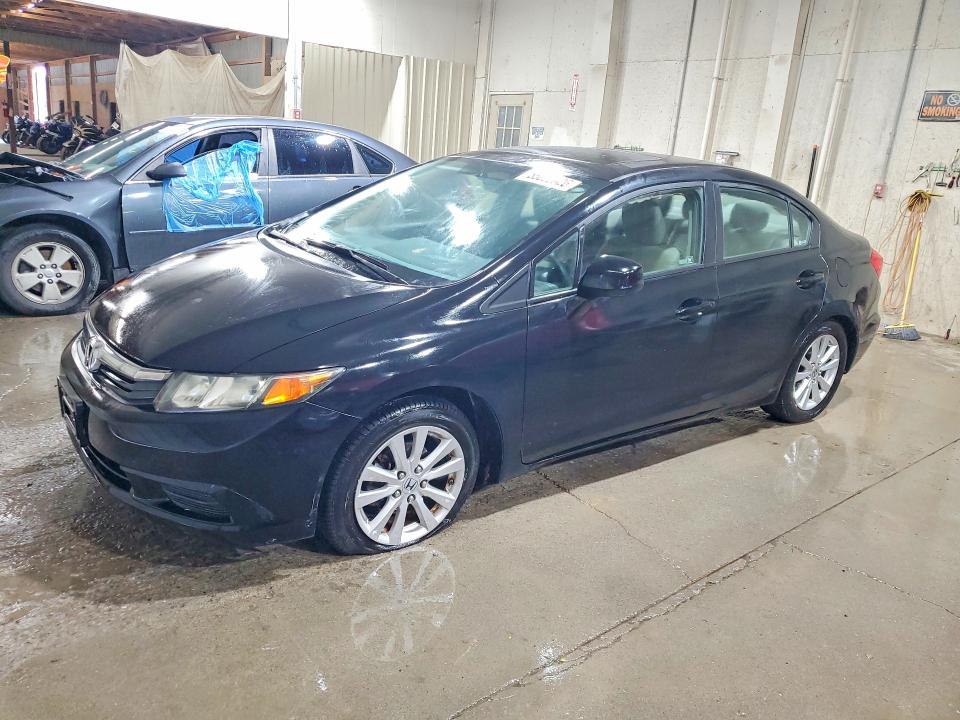 2012 Honda Civic მანქანა იყიდება აუქციონზე, vin: 19XFB2F81CE090834, აუქციონის ნომერი: 56622626