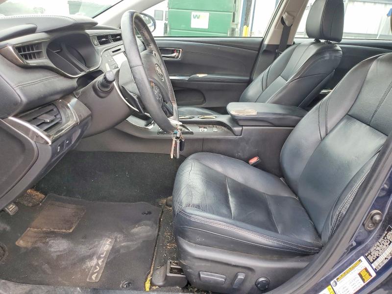 55692756 :رقم المزاد ، 4T1BK1EB5JU285335 vin ، 2018 Toyota Avalon مزاد بيع