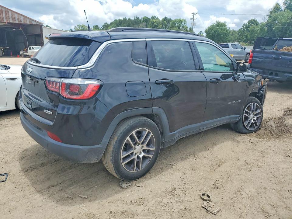 55970666 :رقم المزاد ، 3C4NJCBB7JT489164 vin ، 2018 Jeep Compass مزاد بيع
