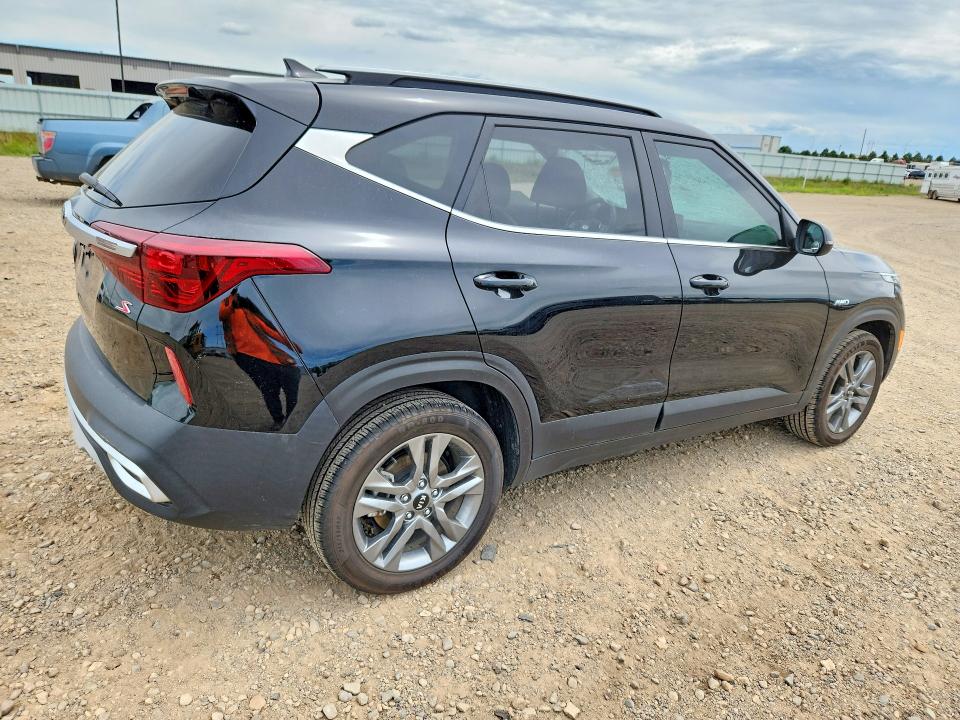 2021 Kia Seltos მანქანა იყიდება აუქციონზე, vin: KNDEUCAA5M7207726, აუქციონის ნომერი: 55876416