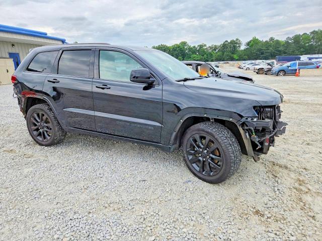 Продажа на аукционе авто 2017 Jeep Grand Cherokee, vin: 1C4RJEAGXHC952530, номер лота: 54425216