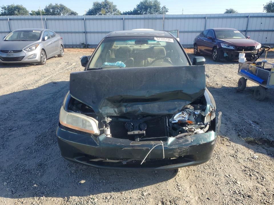 57725136 :رقم المزاد ، JHMCG6676YC030404 vin ، 2000 Honda Accord مزاد بيع