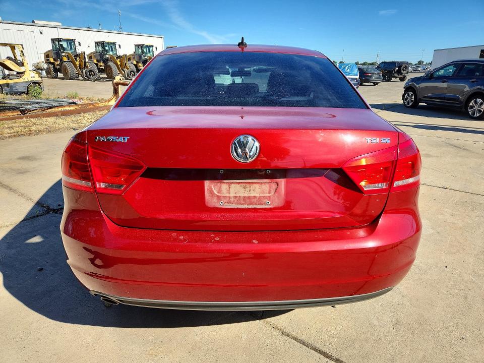 2015 Volkswagen Passat მანქანა იყიდება აუქციონზე, vin: 1VWBT7A34FC057632, აუქციონის ნომერი: 56185586