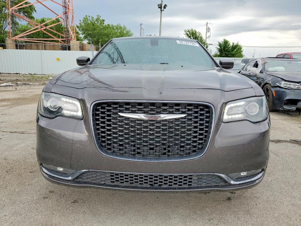Продажа на аукционе авто 2015 Chrysler 300, vin: 2C3CCAGG8FH757038, номер лота: 56132736