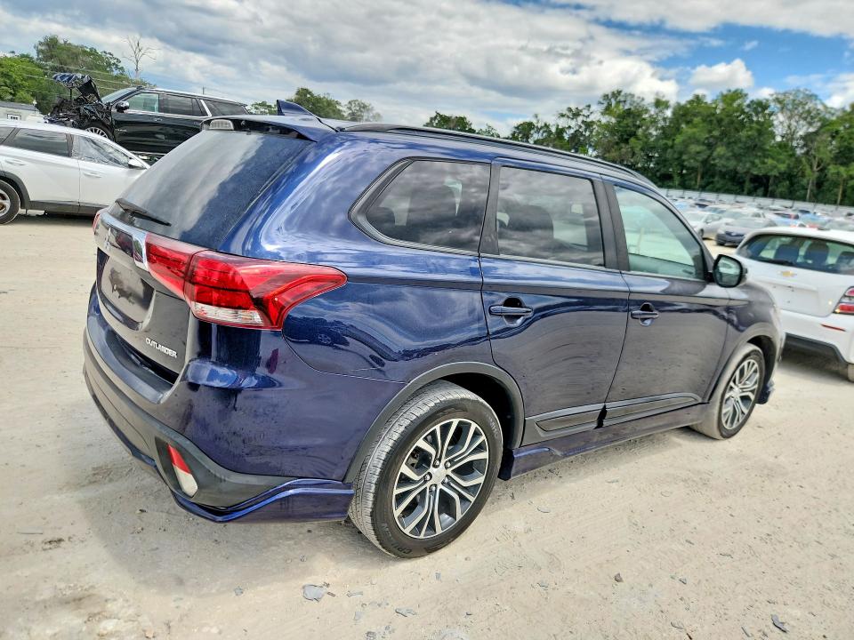Продаж на аукціоні авто 2019 Mitsubishi Outlander, vin: JA4AD3A30KZ038825, номер лоту: 56534966