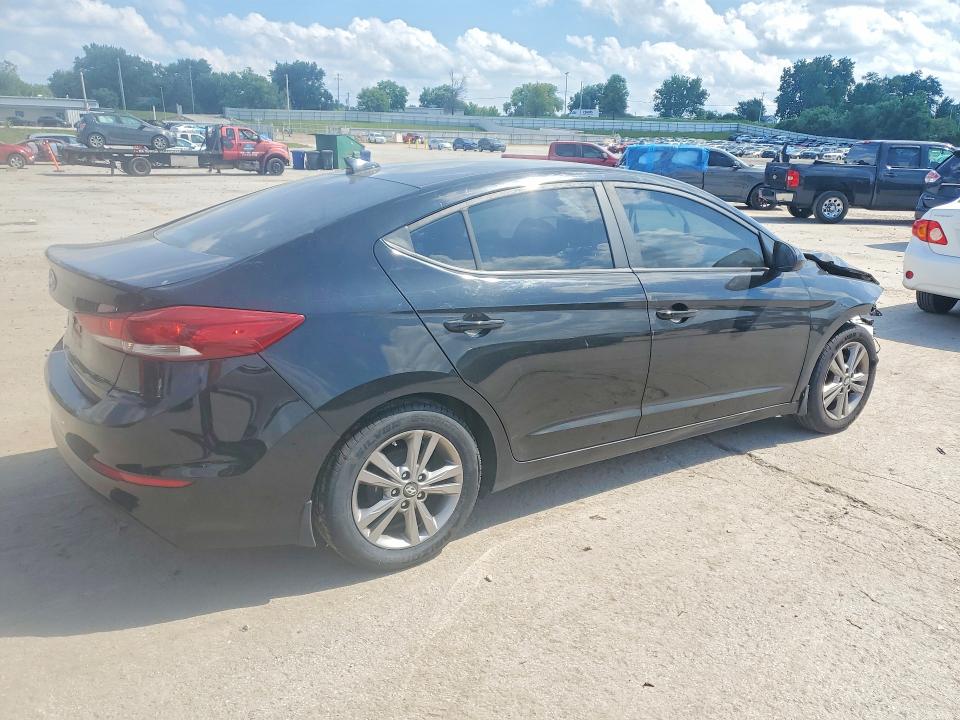 56309186 :رقم المزاد ، KMHD84LF9HU407316 vin ، 2017 Hyundai Elantra مزاد بيع