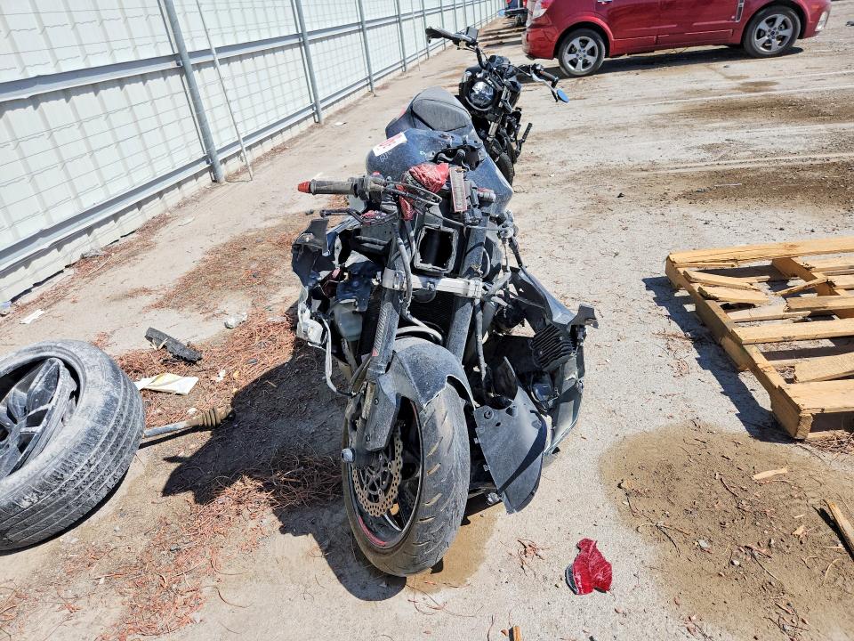 49445296 :رقم المزاد ، JKBZXJE15DA002732 vin ، 2013 Kawasaki Zx636 مزاد بيع