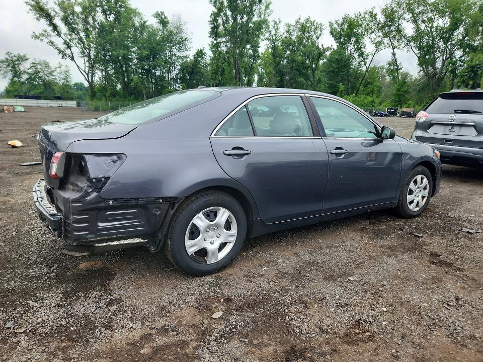 57510866 :رقم المزاد ، 4T1BF3EK1AU032867 vin ، 2010 Toyota Camry مزاد بيع