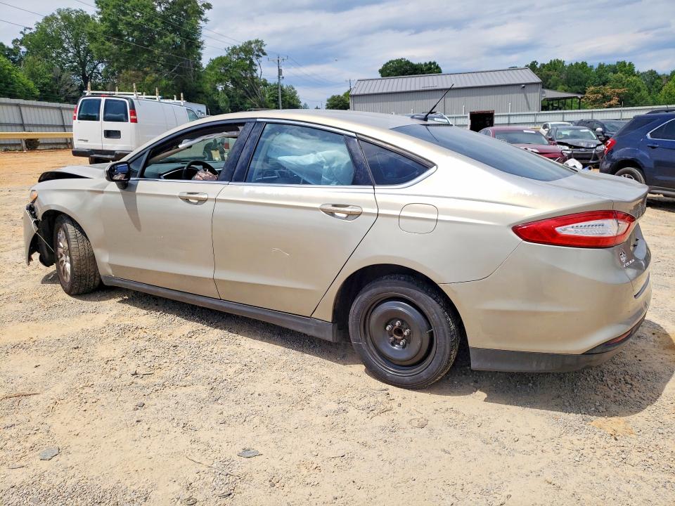 57469326 :رقم المزاد ، 3FA6P0G76FR281101 vin ، 2015 Ford Fusion مزاد بيع