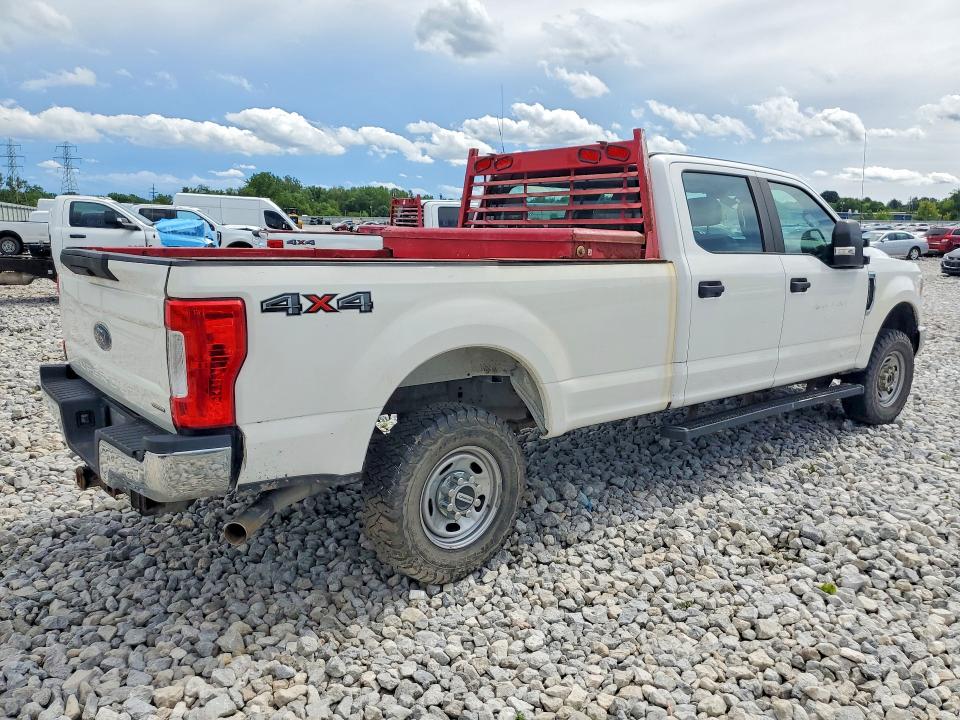 57166506 :رقم المزاد ، 1FT7W2B68HEF22724 vin ، 2017 Ford F250 مزاد بيع
