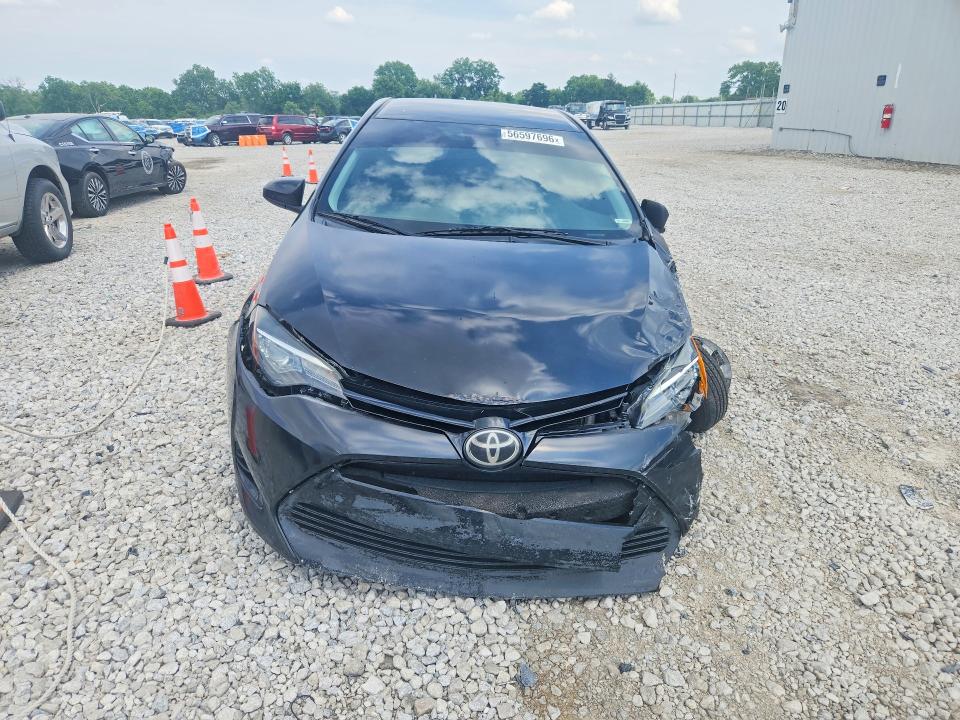 2018 Toyota Corolla მანქანა იყიდება აუქციონზე, vin: 5YFBURHEXJP825973, აუქციონის ნომერი: 56597696