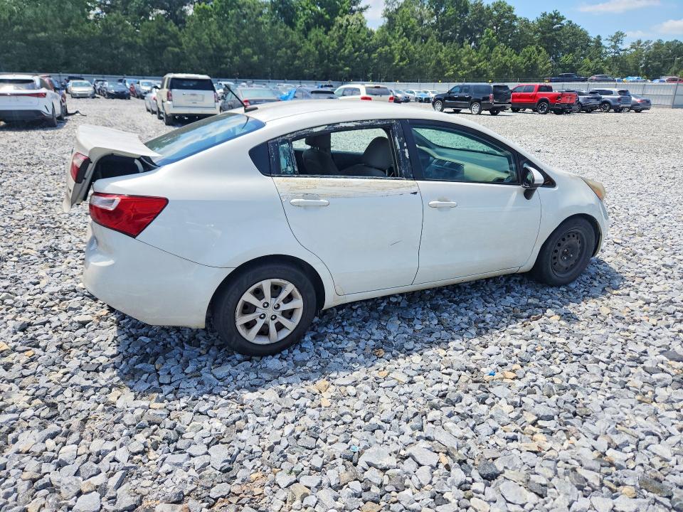 59123816 :رقم المزاد ، KNADM4A35F6441972 vin ، 2015 Kia Rio مزاد بيع