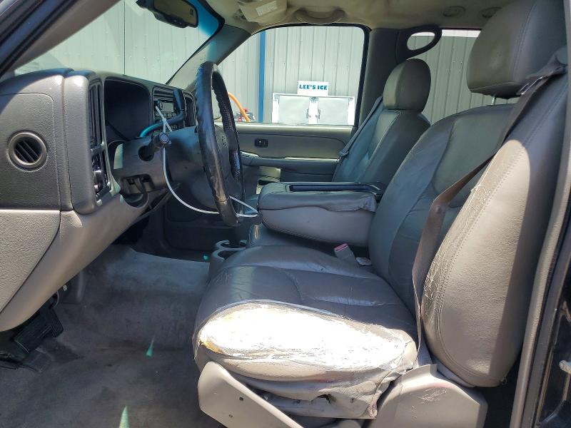 Продаж на аукціоні авто 2004 Chevrolet Suburban, vin: 1GNEC16ZX4J241788, номер лоту: 57729526
