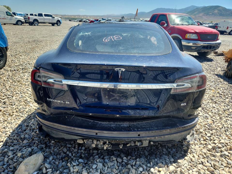 Продажа на аукционе авто 2014 Tesla Model S, vin: 5YJSA1H19EFP33469, номер лота: 92464525