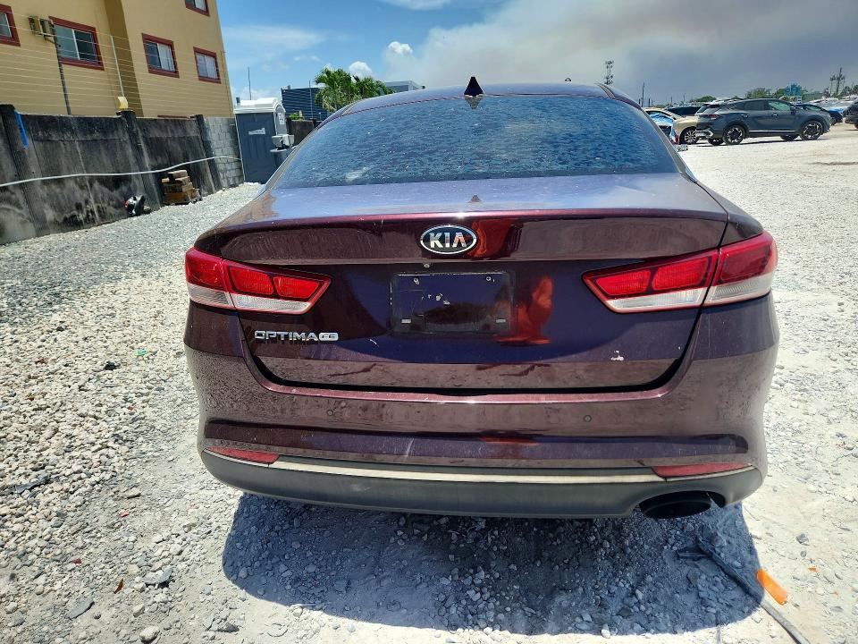 Продаж на аукціоні авто 2018 Kia Optima, vin: 5XXGT4L30JG227692, номер лоту: 57670046
