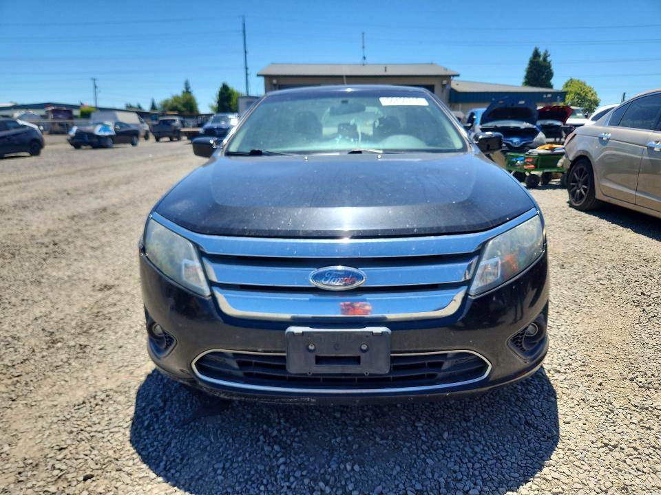 56450716 :رقم المزاد ، 3FAHP0HA5AR252152 vin ، 2010 Ford Fusion مزاد بيع