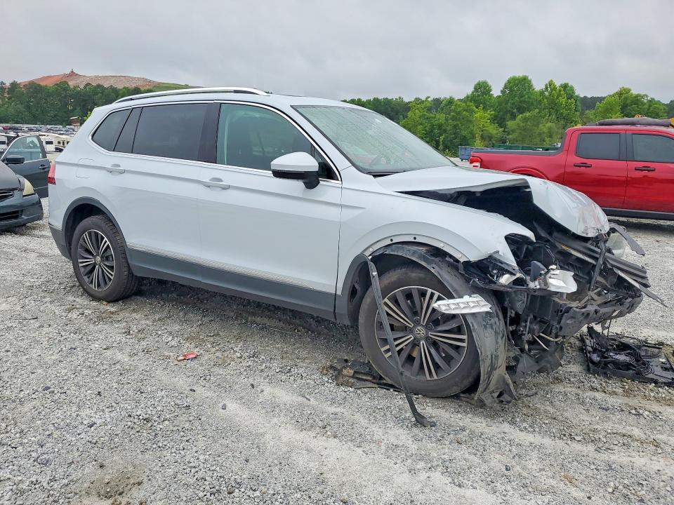 Продажа на аукционе авто 2018 Volkswagen Tiguan, vin: 3VV2B7AX5JM069760, номер лота: 55586796