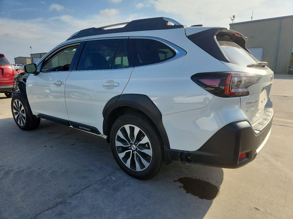 58207886 :رقم المزاد ، 4S4BTAPC8R3201657 vin ، 2024 Subaru Outback مزاد بيع
