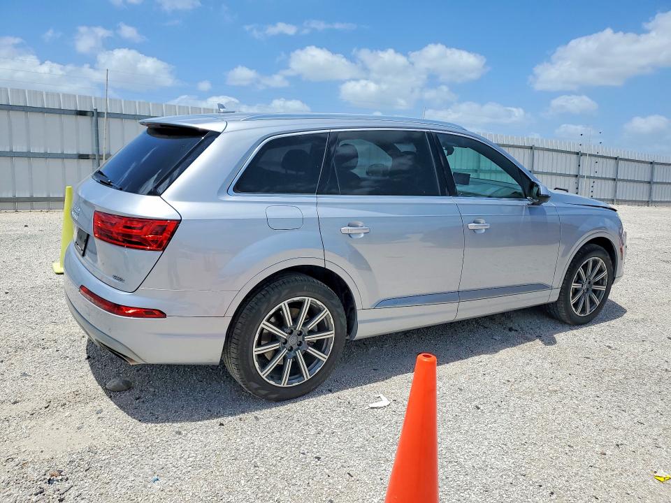 58140886 :رقم المزاد ، WA1AHAF72KD041856 vin ، 2019 Audi Q7 مزاد بيع