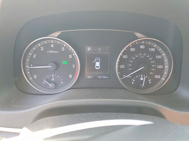 56481016 :رقم المزاد ، 5NPD84LF2JH320300 vin ، 2018 Hyundai Elantra مزاد بيع