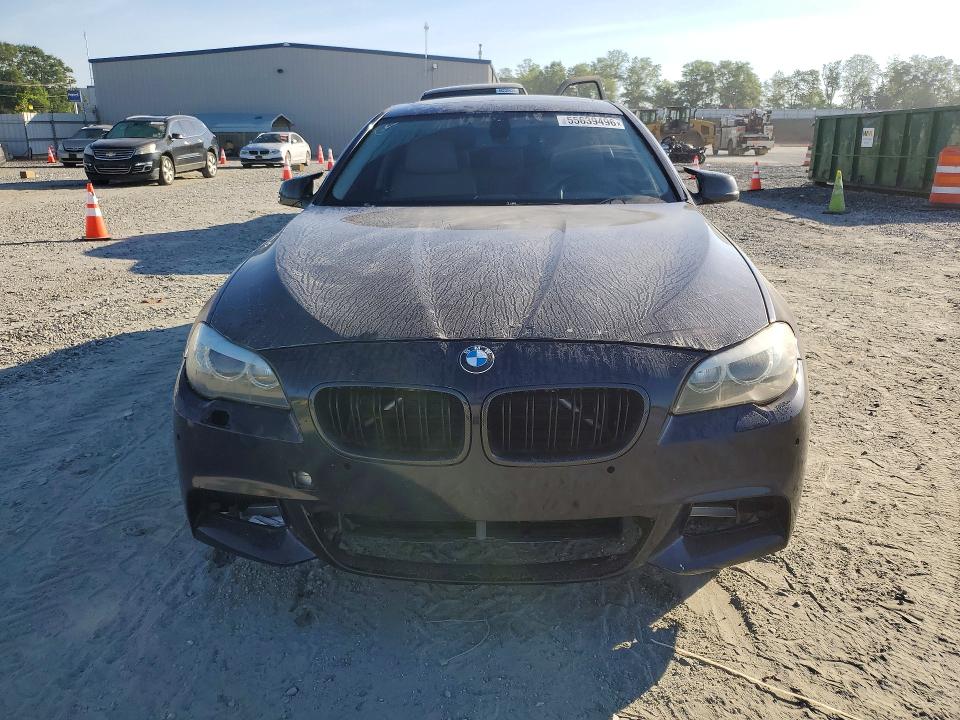 55639496 :رقم المزاد ، WBAFR7C5XBC801114 vin ، 2011 Bmw 535 مزاد بيع