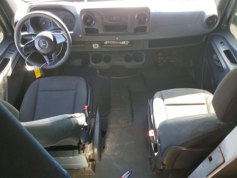 57398336 :رقم المزاد ، WD4PF1CD8KP109176 vin ، 2019 Mercedes-benz Sprinter مزاد بيع