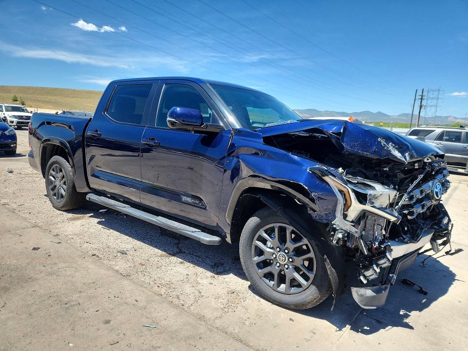 Продаж на аукціоні авто 2023 Toyota Tundra, vin: 5TFNC5DB0PX017632, номер лоту: 57747526