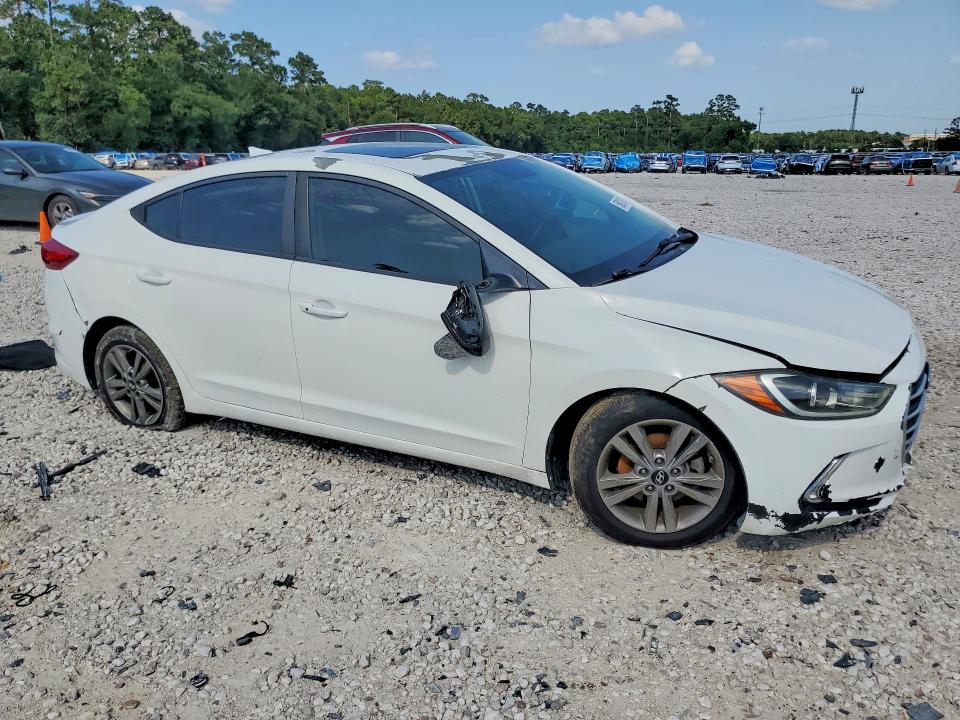 58891006 :رقم المزاد ، 5NPD84LF2JH273723 vin ، 2018 Hyundai Elantra مزاد بيع