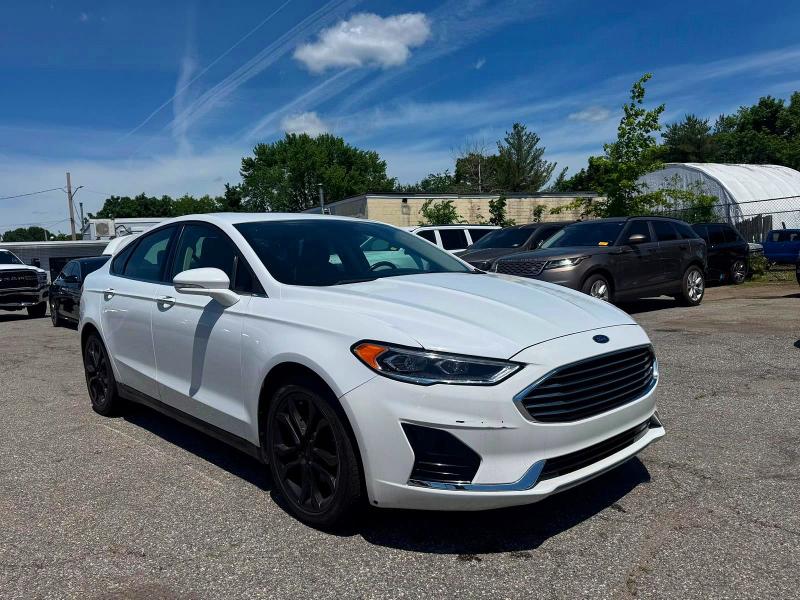 Auction sale of the 2020 Ford Fusion, vin: 3FA6P0CDXLR117972, lot number: 57235686