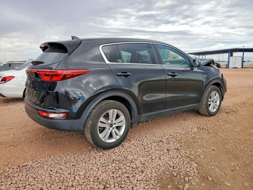 59085966 :رقم المزاد ، KNDPMCAC4J7453902 vin ، 2018 Kia Sportage مزاد بيع