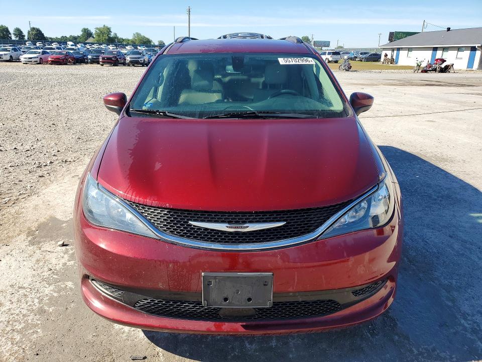 55702996 :رقم المزاد ، 2C4RC1DG8MR546410 vin ، 2021 Chrysler Voyager مزاد بيع