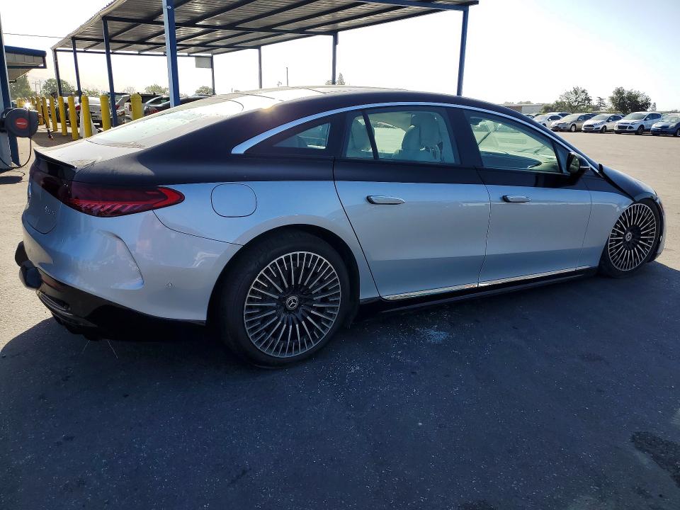 56334436 :رقم المزاد ، W1KCG4EB7NA016049 vin ، 2022 Mercedes-benz Eqs Sedan مزاد بيع