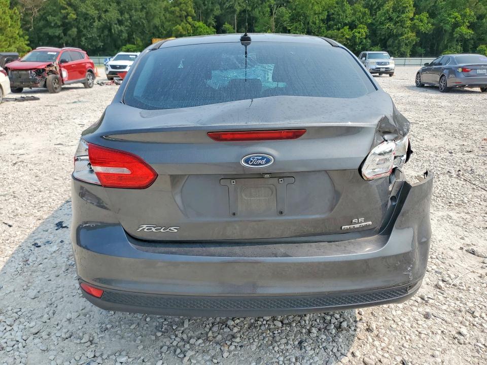 58586536 :رقم المزاد ، 1FADP3F21GL245136 vin ، 2016 Ford Focus مزاد بيع