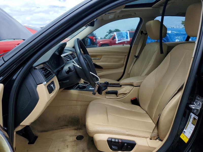 55605626 :رقم المزاد ، WBA3A5G55DNP22000 vin ، 2013 Bmw 328 مزاد بيع