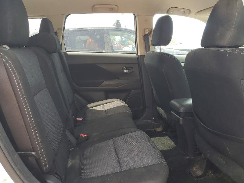 Продаж на аукціоні авто 2018 Mitsubishi Outlander, vin: JA4AZ3A38JZ025529, номер лоту: 55654566
