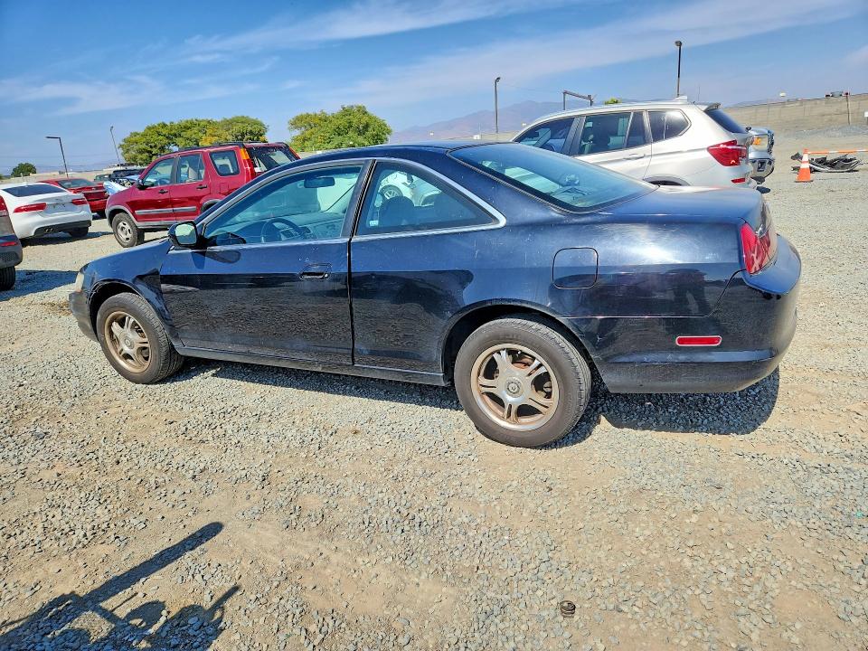 56160586 :رقم المزاد ، 1HGCG325XYA033727 vin ، 2000 Honda Accord مزاد بيع