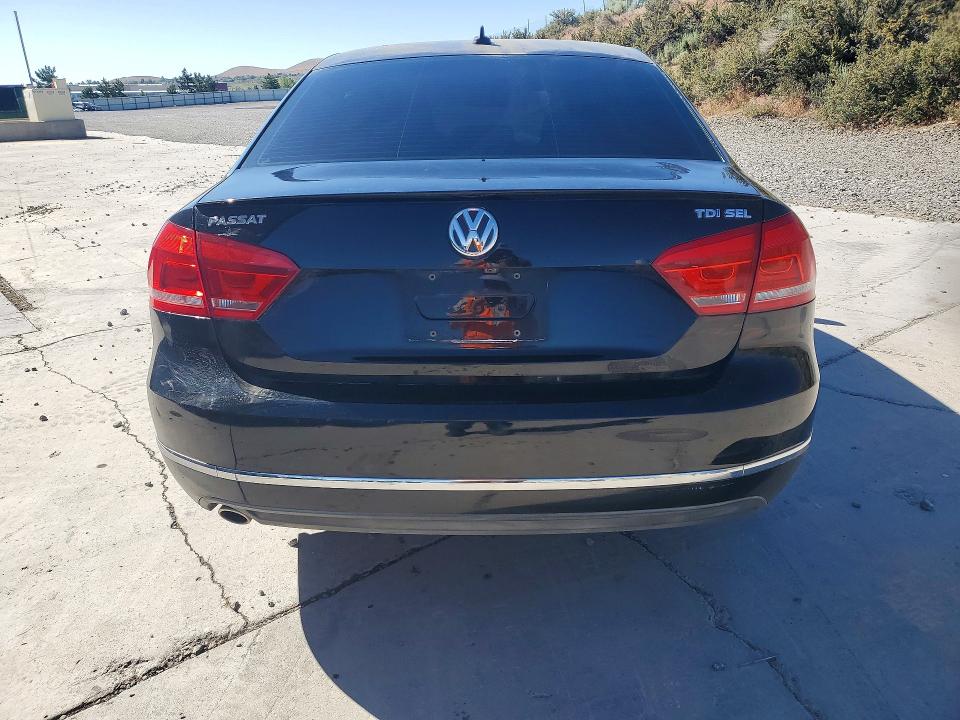Продажа на аукционе авто 2014 Volkswagen Passat, vin: 1VWCN7A33EC005180, номер лота: 55464936