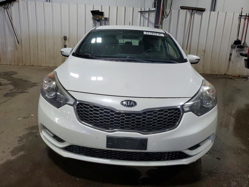 2016 Kia Forte მანქანა იყიდება აუქციონზე, vin: KNAFX5A88G5529018, აუქციონის ნომერი: 57195316