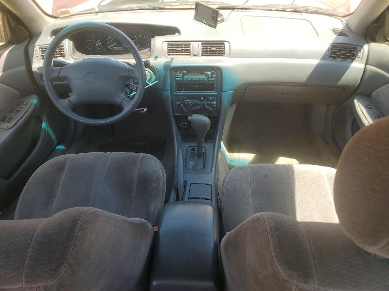 55781566 :رقم المزاد ، 4T1BG22K3XU407131 vin ، 1999 Toyota Camry مزاد بيع