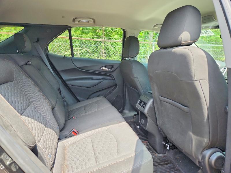 56067406 :رقم المزاد ، 2GNAXJEV8J6273388 vin ، 2018 Chevrolet Equinox مزاد بيع