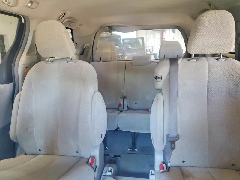 2011 Toyota Sienna მანქანა იყიდება აუქციონზე, vin: 5TDKK3DC4BS103687, აუქციონის ნომერი: 55863396